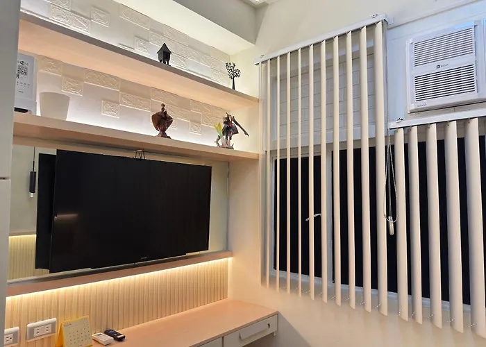 Bachelor's Crib-2 Alabang *